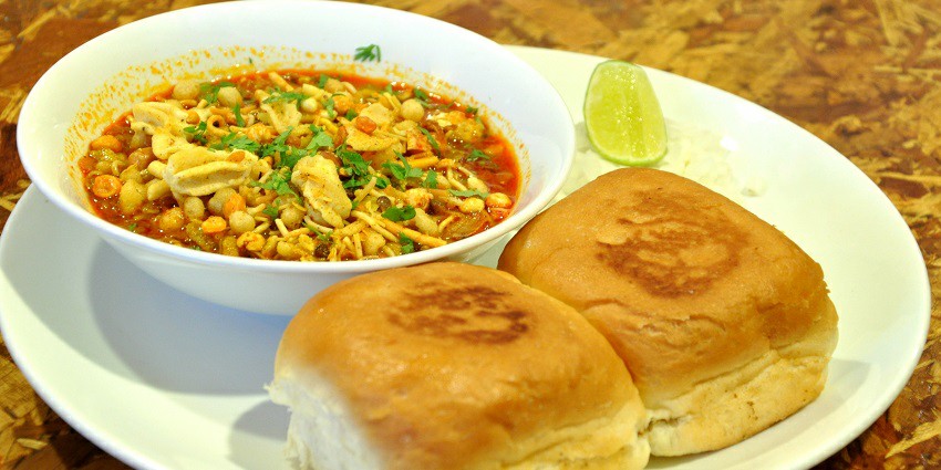 Party places in Bandra feature Bombay Daak offering authentic Mumbai-style dishes and ambiance.