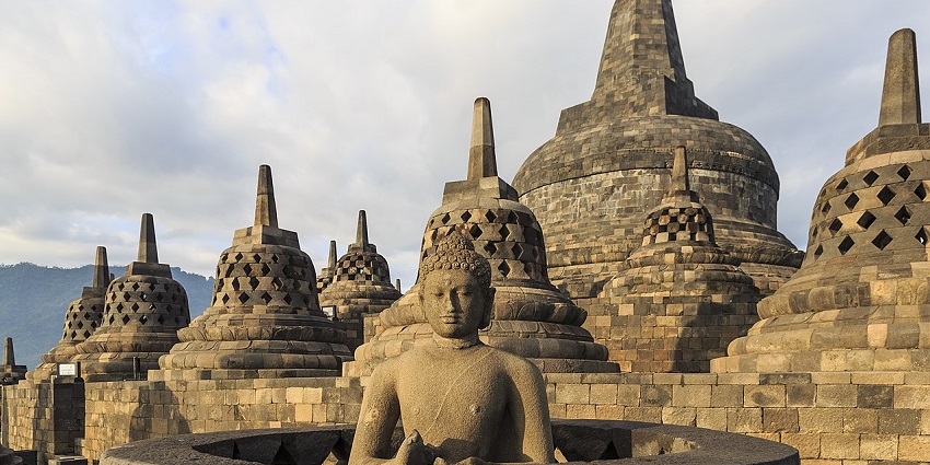 Image of Borobudur Temple, a must-see Java Island attraction located near Yogyakarta
