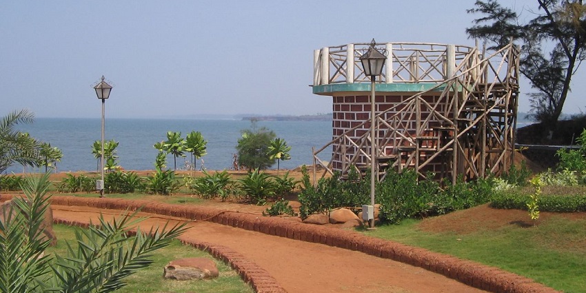 Botanical Garden Visapur features serene greenery, diverse plants, and tranquillity.