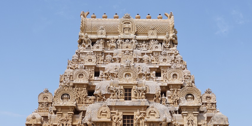 The picture of Brihadeeswarar, one of the most popular temples in Tanjore