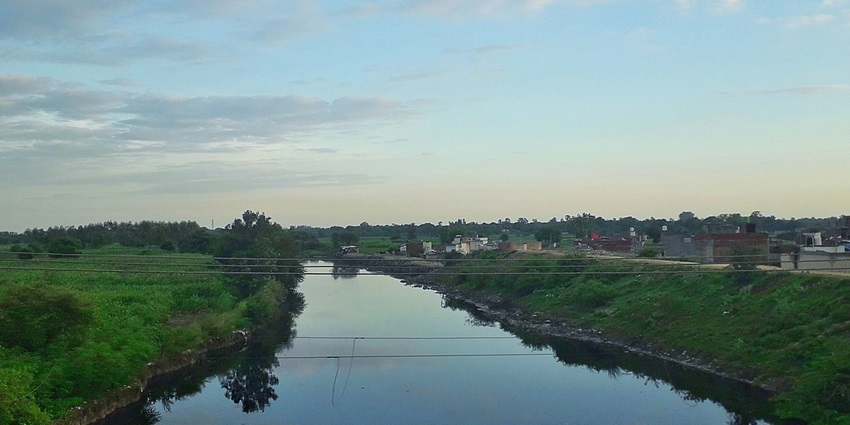 Image of the Kali river in the city a must see places to visit near Faridabad