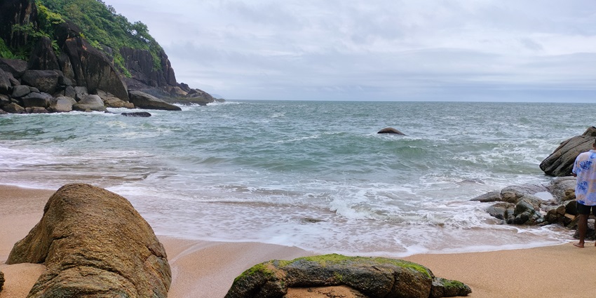Butterfly Beach is one of the best places to visit near Agonda Beach for a peaceful time.