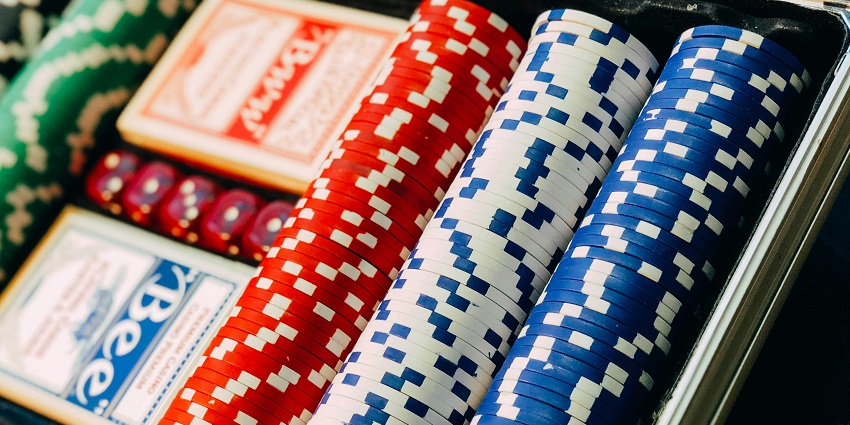 Caesars Windsor offers top-notch gaming and luxury accommodations in Ontario.