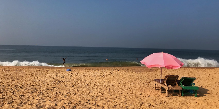 Image of Calangute beach and one of the largest tourist attraction near Goa