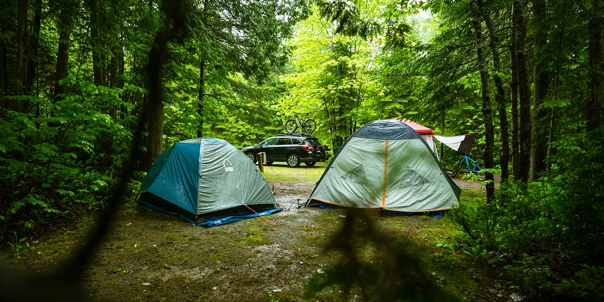 A serene view of a camp at Temgarh, one of the famous places for camping in Mulshi.