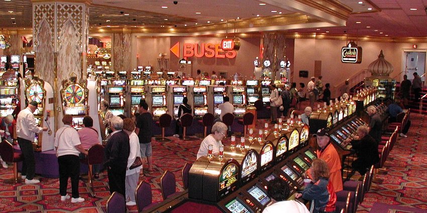 Casino Davos, a stylish casino in Switzerland, offers a cosy atmosphere