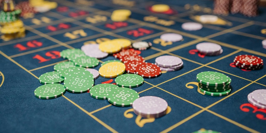 Casino Dunes, a casino in Calangute offering a blend of gaming and beachside for all.