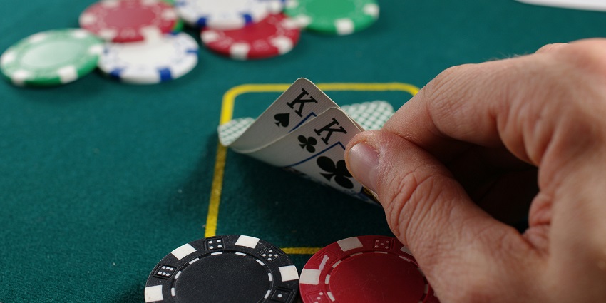 Casino in Canada at Rama Resort has a blend of gaming and entertainment for all.