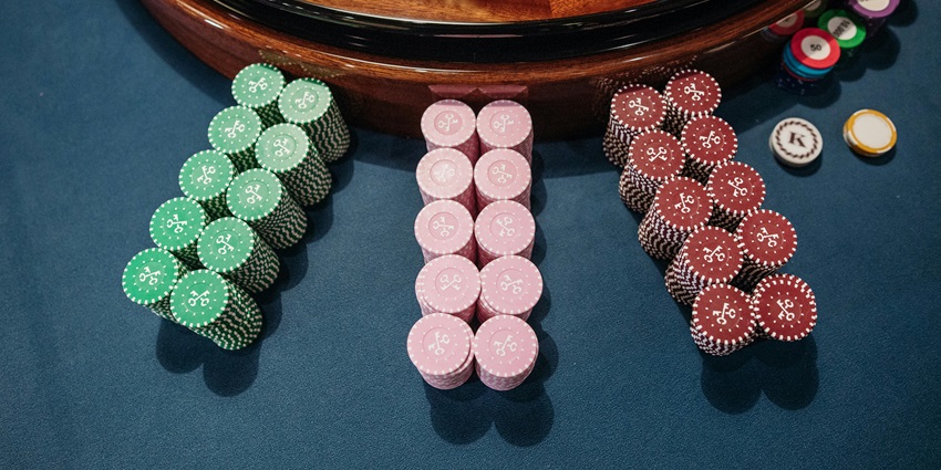 Visit Casino Royale, one of the best casinos in Calangute for travellers to explore.