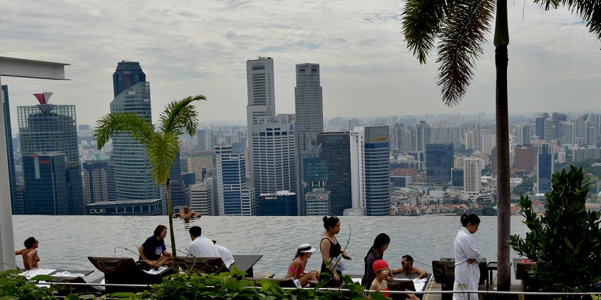Ce La Vi features breathtaking views and fine dining experiences for travellers in Singapore