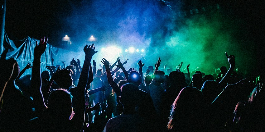 Ceysands Disco featuring dancing, DJs, and a vibrant nightlife atmosphere.