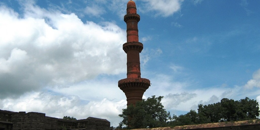 View of Chand Minar with intricacies in carvings, one of the places to visit near Aurangabad.
