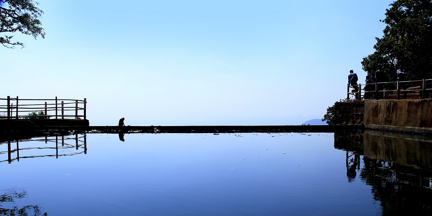 An image of a lake in Chikhaldara, which are among the top places to visit near Lonavala.