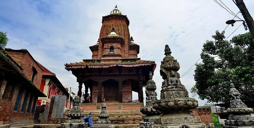 chintamani temple of theur falls in the list of the ashtavinayak temples in maharashtra