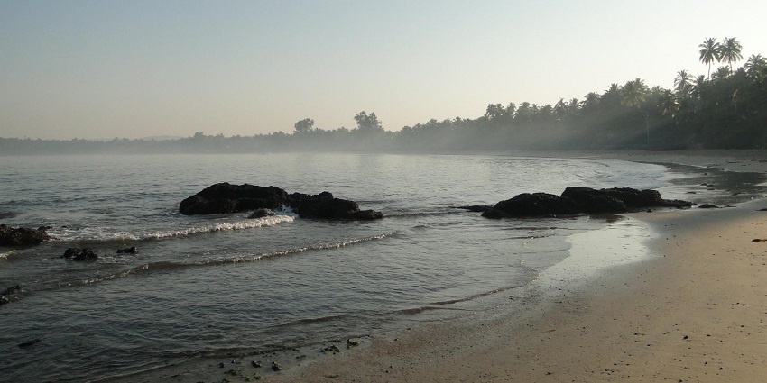 Chivla Beach is quite beach near Malvan for every traveller to visit and explore.