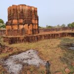 Panoramic view of the Chundanga gada fort, surrounded by gardens and lush trees