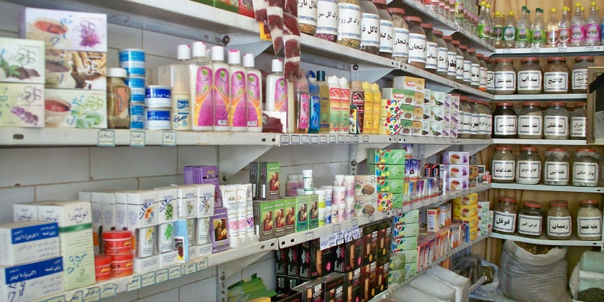 City market has a wide collection of clothes and home decor for travellers to explore.