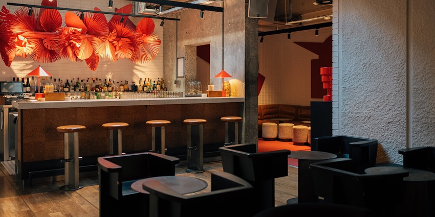 Cocoa Tree Café-Bar in Kochi has a trendy environment and a vibrant population