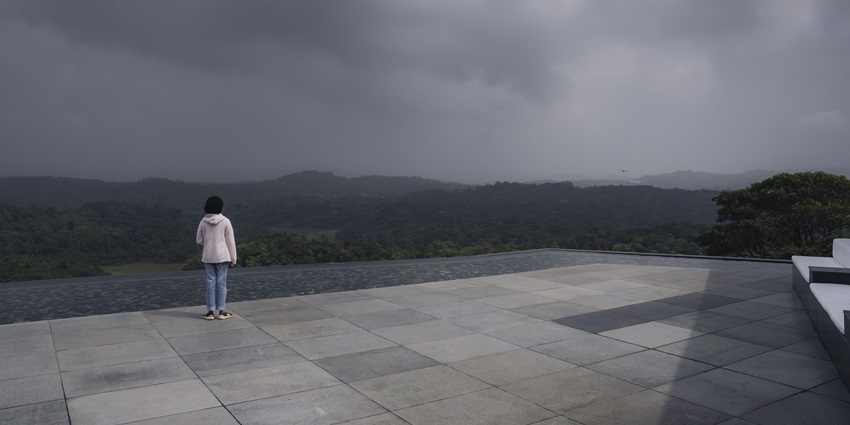 Coorg, a place to visit near Bangalore in June, offers breathtaking views.