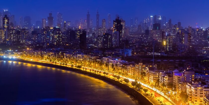 Places to visit in Mumbai for couples feature Beaches, gardens, and vibrant landmarks.