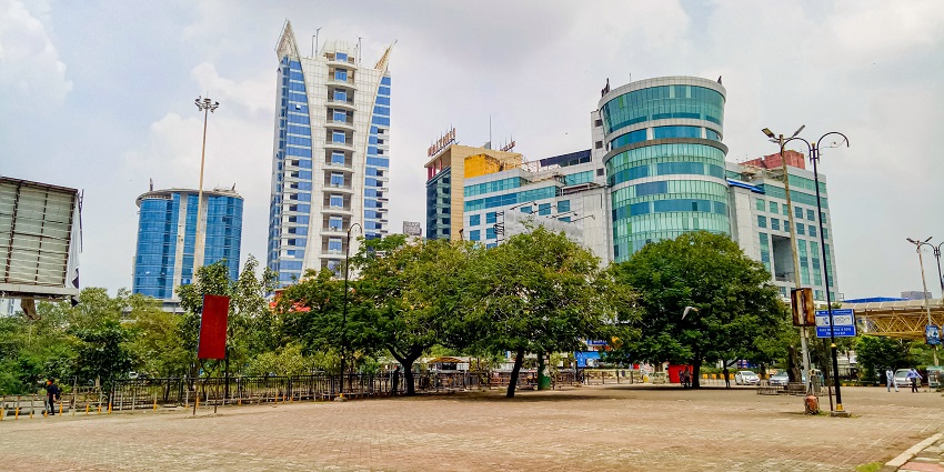 Image of shopping mall is a city area - Convenient shopping in a shopping mall in Andheri