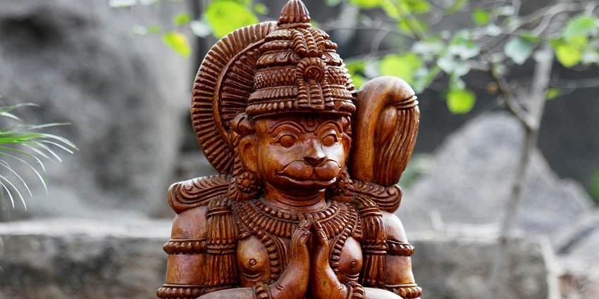 Panoramic image of the Dader Hanuman Temple in the lush vicinity of the Garden
