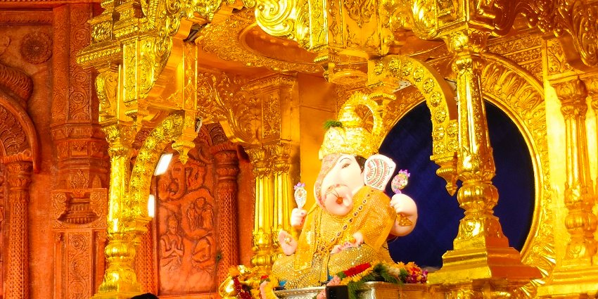 Picturesque view of Dagadusheth Halwai Ganapati in the 2023 Ganeshotsav Pandal