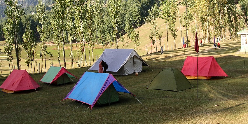 Adventure camps in a wilderness setting, ideal for weekend trips near Gurgaon.