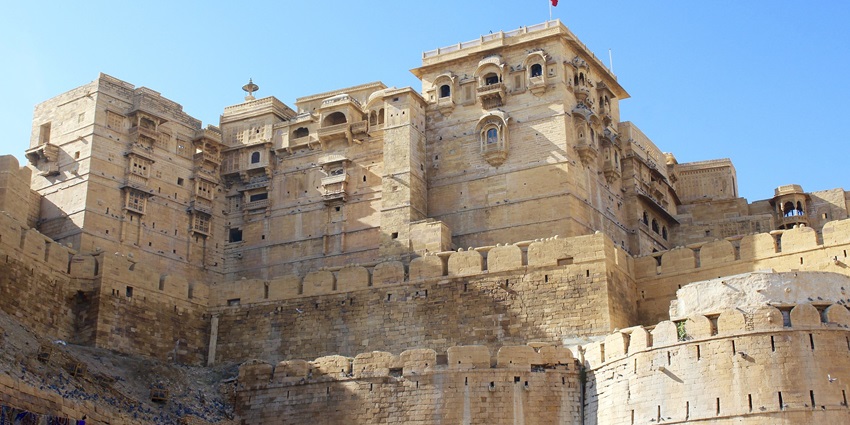 Historic fort with stunning views of the Arabian Sea, ideal for history enthusiasts.