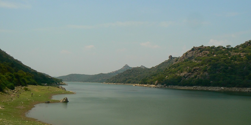 Calm catchment at Panchapalli Dam near Denkanikottai, a famous place near Hosur for nature lovers.