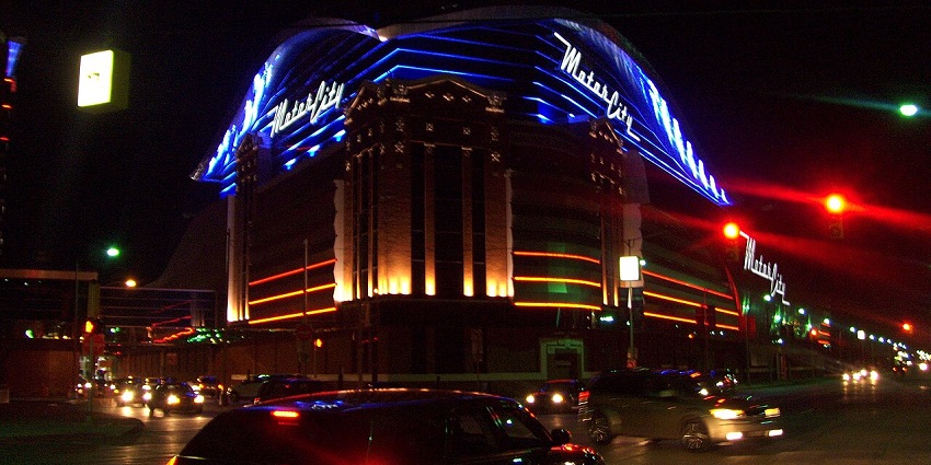 Motorcity casino with colourful nights in Detroit, a famous casino city in USA