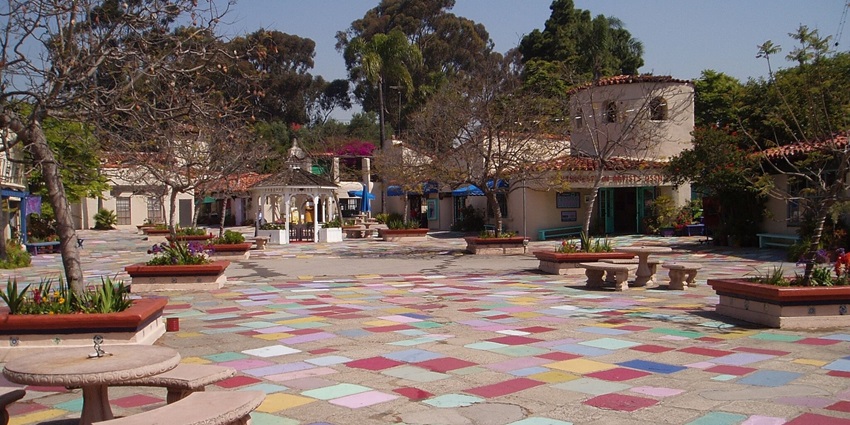 Devrai Art Village is a Vibrant community showcasing indigenous art and craftsmanship.