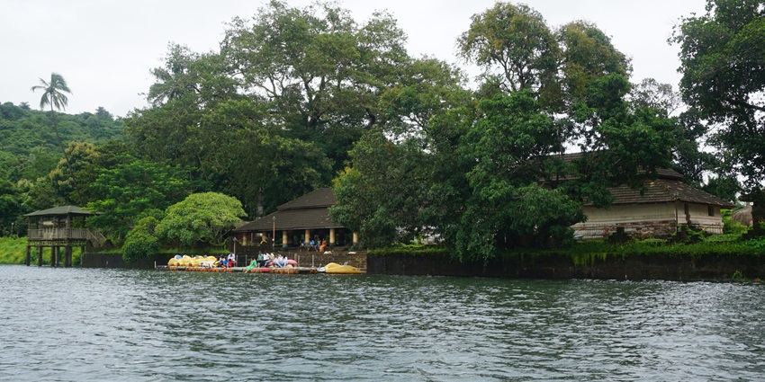 Places to visit in Kudal feature Dhamapur Lake, offering boating, greenery, and picnics.