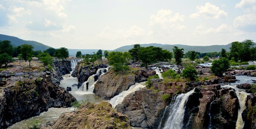 Dharmapuri WaterFalls: A splendid cascade of nature amidst the scenic jungle in Tamil Nadu