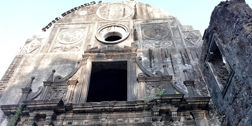 Church inside Vasai Fort, a notable site among the best things to see in Vasai.