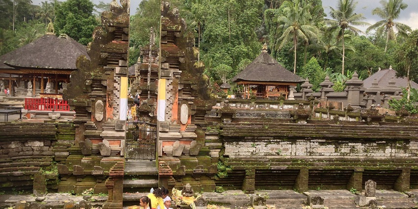 Image of a beautiful Tirta Empul temple which holds the rituals in its holy springs