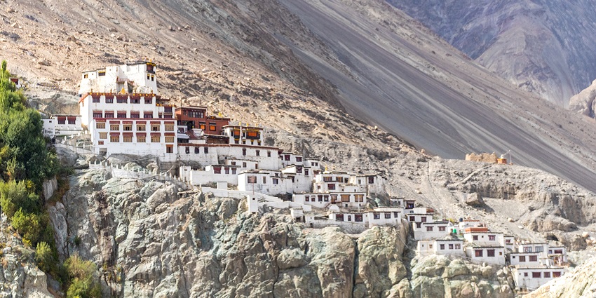 Diskit Monastery is one of the best places to visit around Samstanling monastery for all.