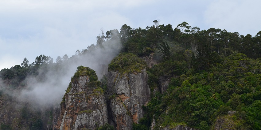 Scenic trek to a viewpoint offering breathtaking cliffside views.