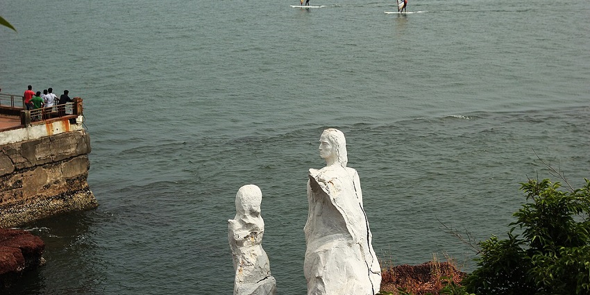One of Goa Picnic Places, this beach has magnificent landscapes.