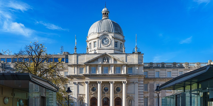 A frontal view of a majestic building in Dublin built in traditional English architecture