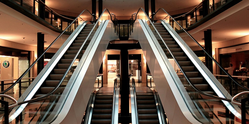 Image of Empty Escalators inside a mall - Eastwood village is one of the shopping malls in Jalandhar