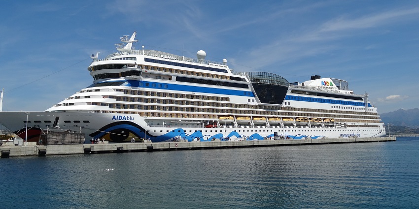 Unique cruise offerings with themed experiences and captivating views.