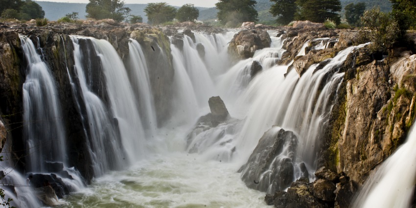 Beautiful trek culminating at a picturesque waterfall, ideal for photography, while trekking in Ooty.