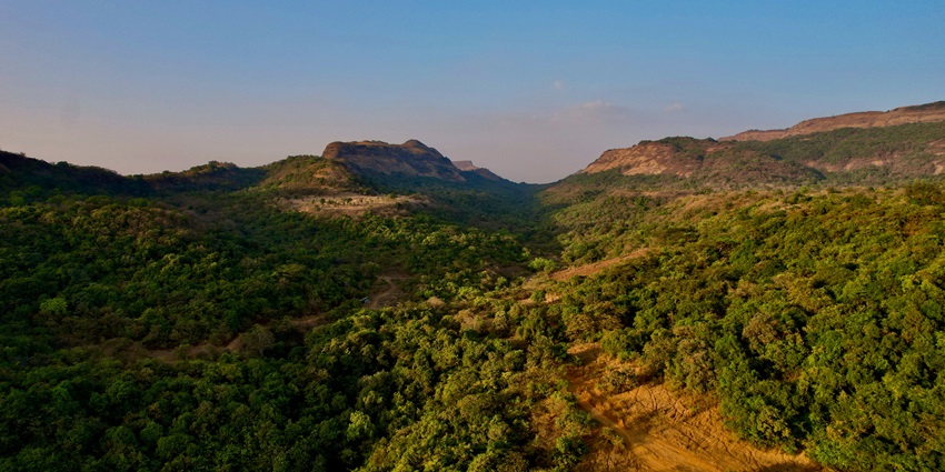 Scenic view of Lonavala's lush green hills - one of the things to do in Mumbai for couples.