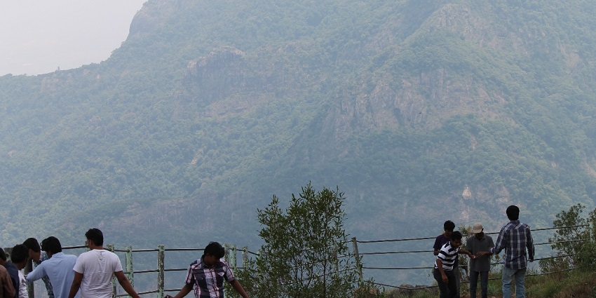 Scenic summit perfect for leisurely picnics with stunning vistas.