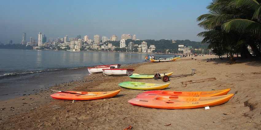 Gaimukh Chowpatty is a peaceful waterfront and one of the best things to do in Thane.