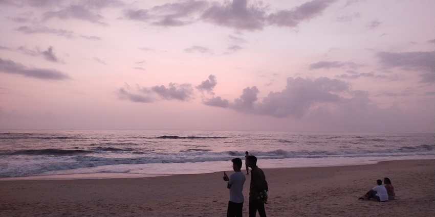 A serene sunset at Surathkal Beach is among the best things to do in Mangalore.