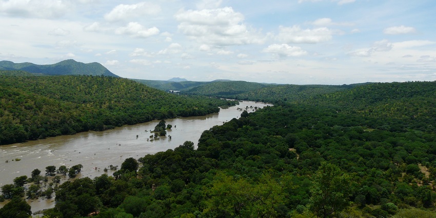 A beautiful river flowing through the day, like the rivers of the Sangam in Srirangapatna