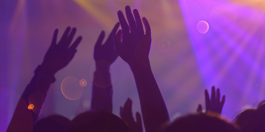 Vibrant nightlife scene in Chembur, showcasing lively streets and popular hangout spots.