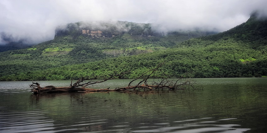 Picturesque view of Kundalika River for rafting.
